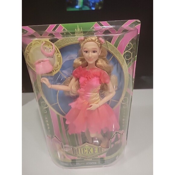 Wicked Glinda Fashion Doll With Removable Fashions & Accessories - Picture 3 of 15